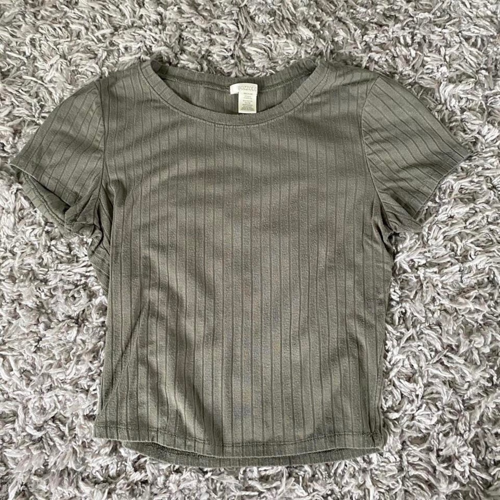 Medium Bozzolo green crop top